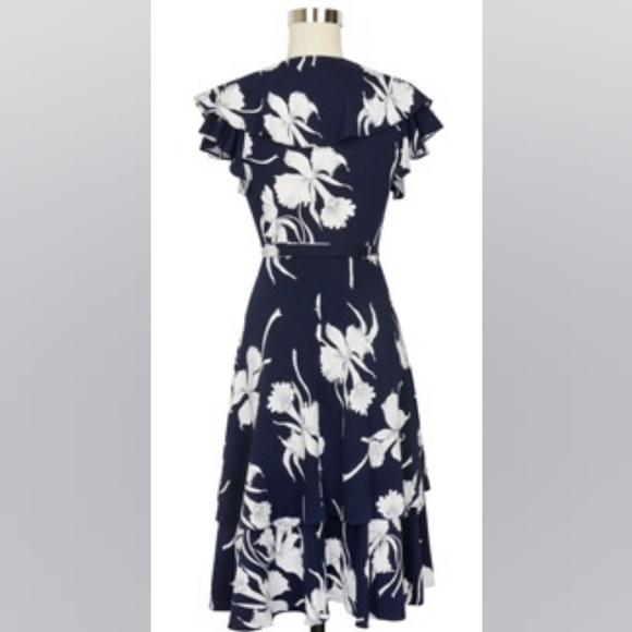 Adorable Trashy Diva Blanche Deco Daffodils Wrap Dress Size 2 - Picture 6 of 8